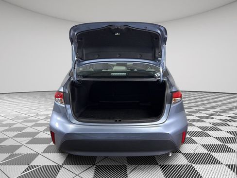 Used 2024 Toyota Corolla LE image 5