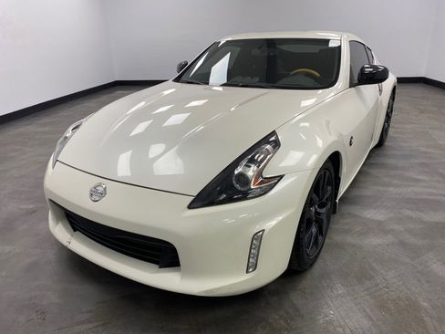 Used 2019 Nissan 370Z Coupe w/ Z34 Heritage Edition - White image 3