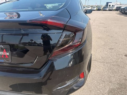 Used 2017 Honda Civic LX image 25