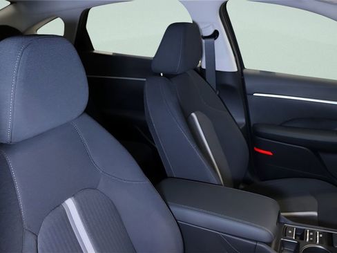 Certified 2025 Hyundai Sonata SE image 10