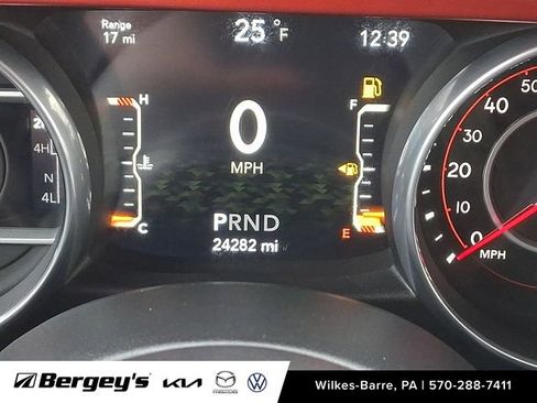 Used 2018 Jeep Wrangler Unlimited Rubicon w/ Dual Top Group image 23