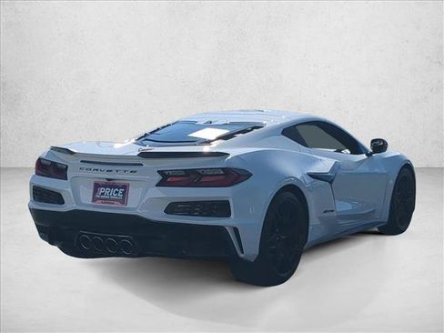 Used 2026 Chevrolet Corvette Z06 RWD image 5