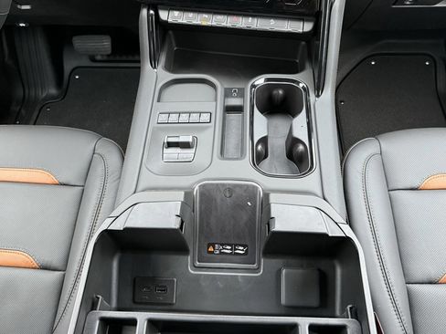 New 2026 GMC Sierra 2500 AT4 w/ AT4 Premium Plus Package image 19