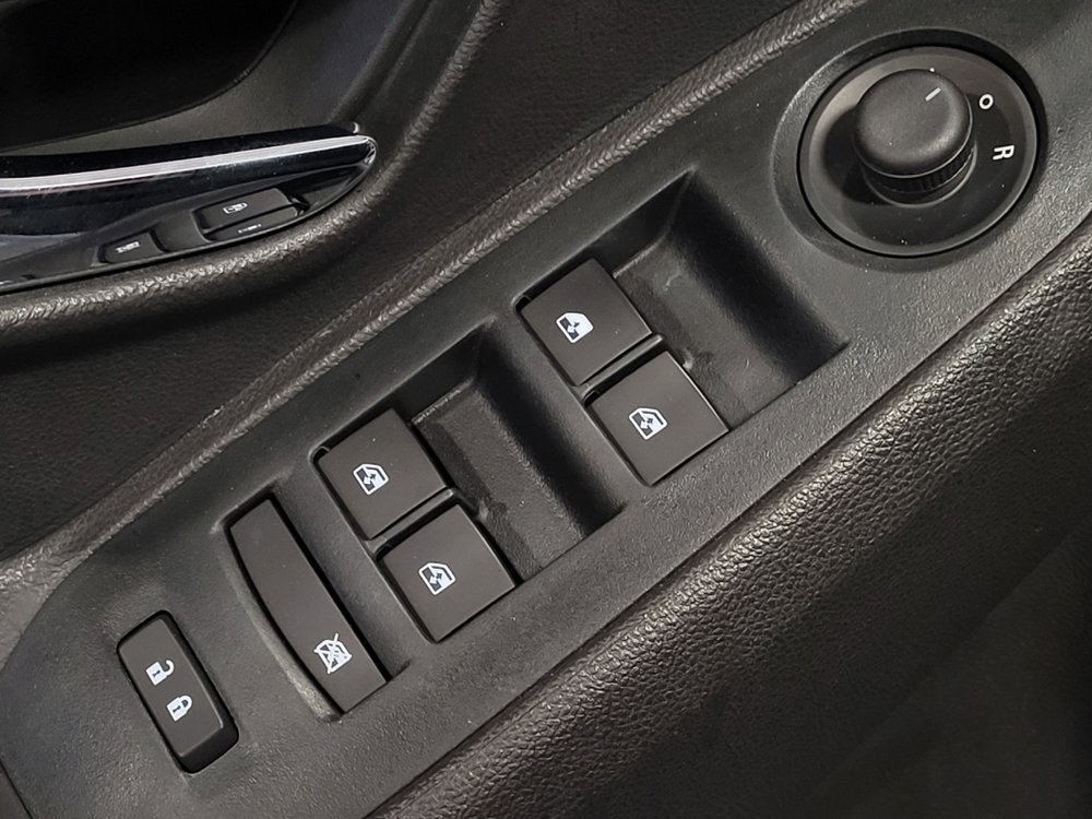 Used 2020 Chevrolet Trax LS FWD image 27