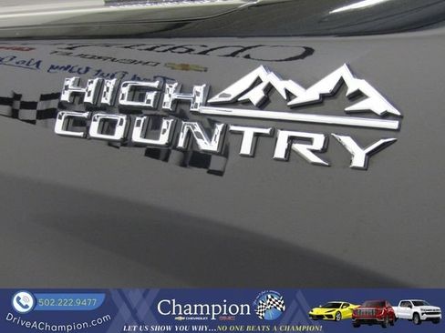 Used 2021 Chevrolet Silverado 1500 High Country AWD/4WD image 5