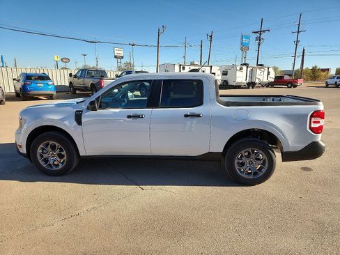New 2025 Ford Maverick XLT w/ XLT Luxury Package image 2