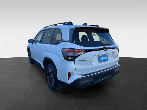 Used 2026 Subaru Forester Premium AWD/4WD image 4