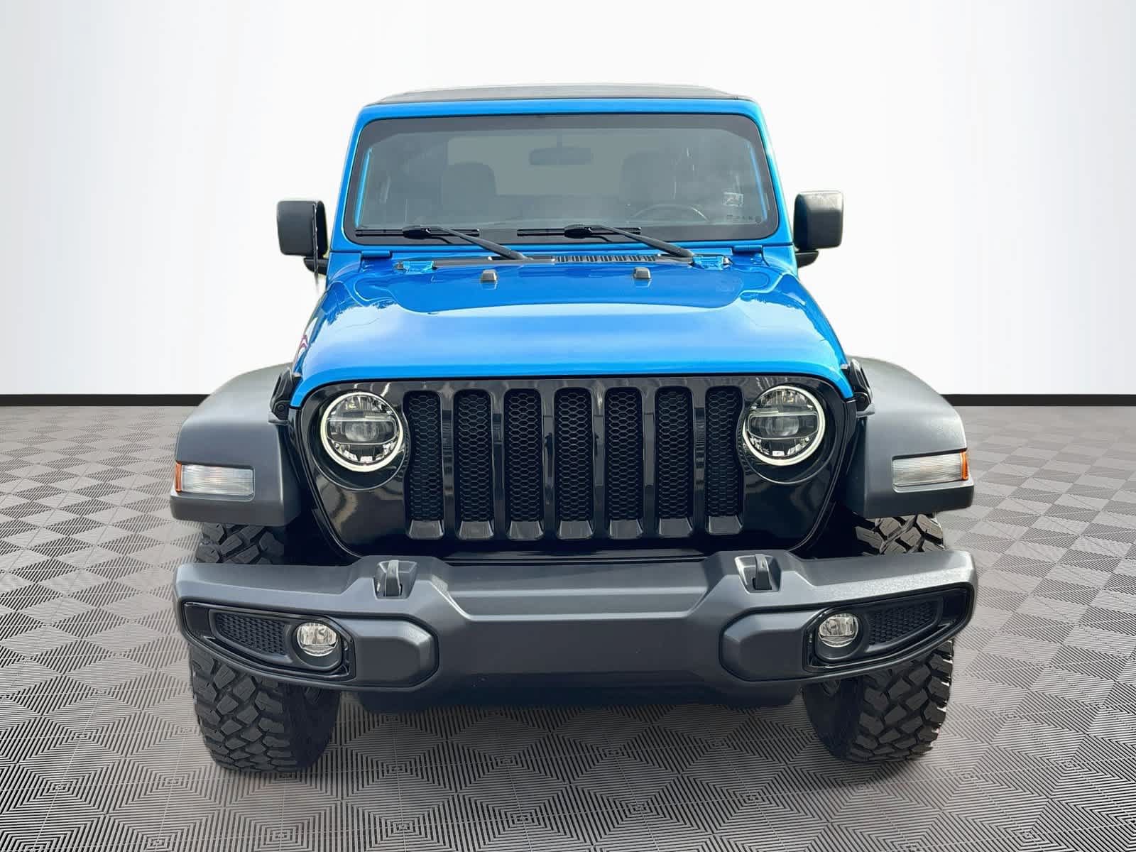Used 2021 Jeep Wrangler Sport AWD/4WD image 2