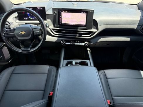 Used 2024 Chevrolet Silverado EV W/T AWD/4WD image 20
