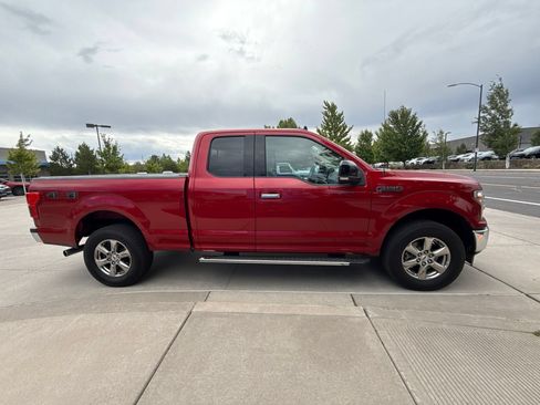 Used 2020 Ford F150 XLT w/ Equipment Group 302A Luxury AWD/4WD image 4