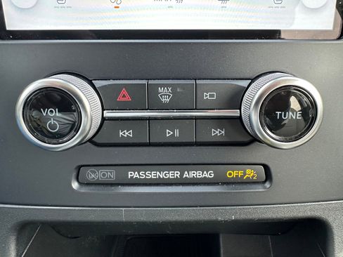 Used 2024 Ford Edge Titanium w/ Equipment Group 301A image 18