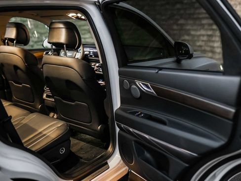 Used 2025 Genesis GV80 3.5T Advanced image 16