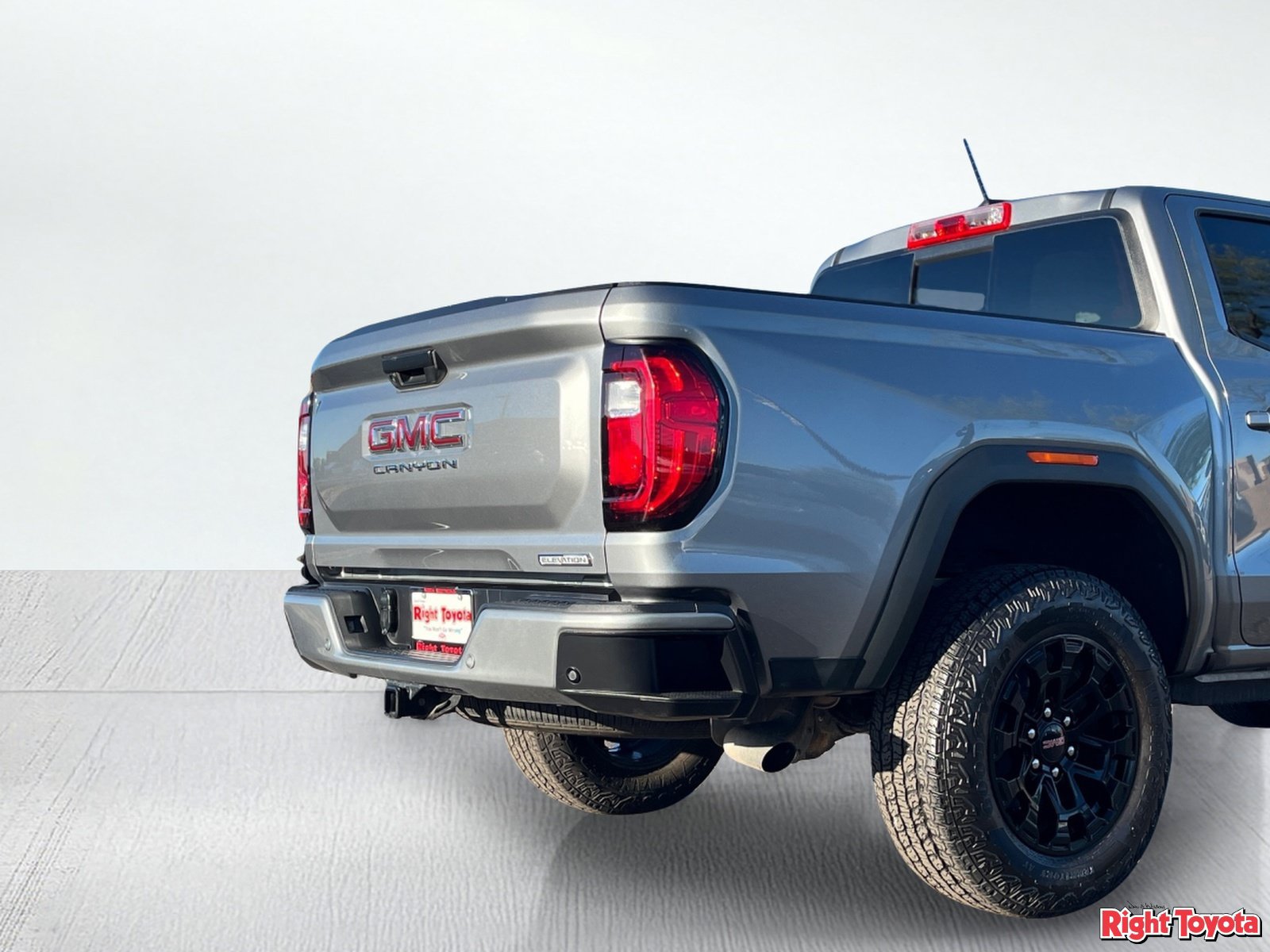 Used 2026 GMC Canyon Elevation RWD image 11