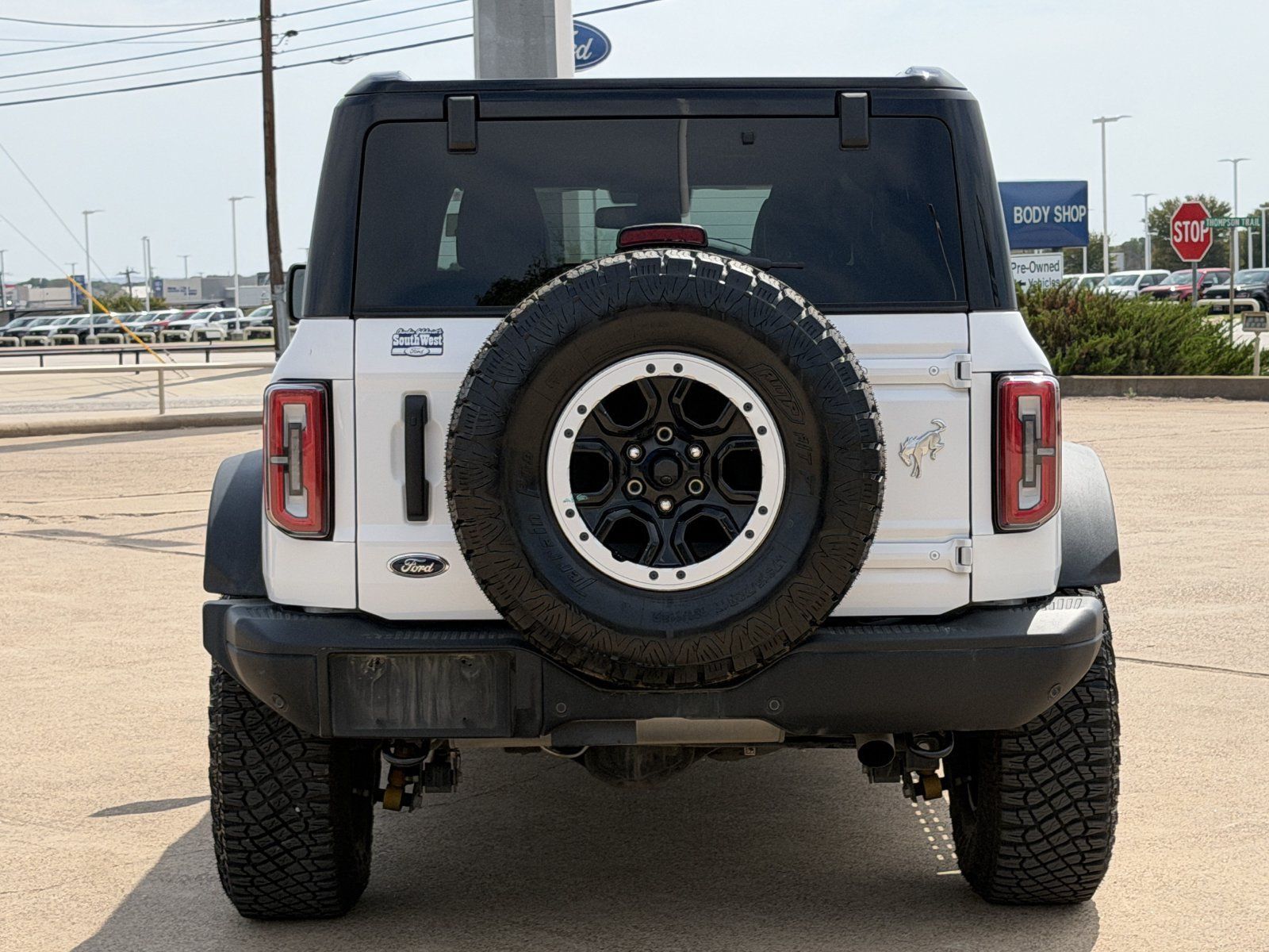 Used 2024 Ford Bronco Badlands AWD/4WD image 5