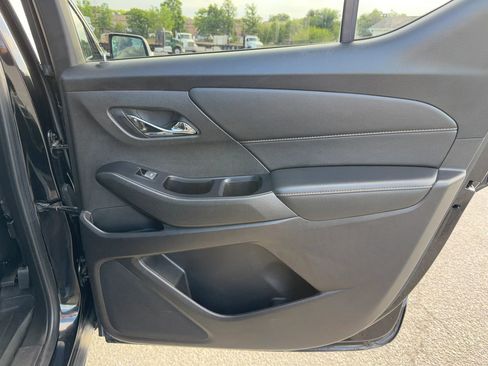 Used 2019 Chevrolet Traverse LT w/ LT Premium Package AWD/4WD image 15