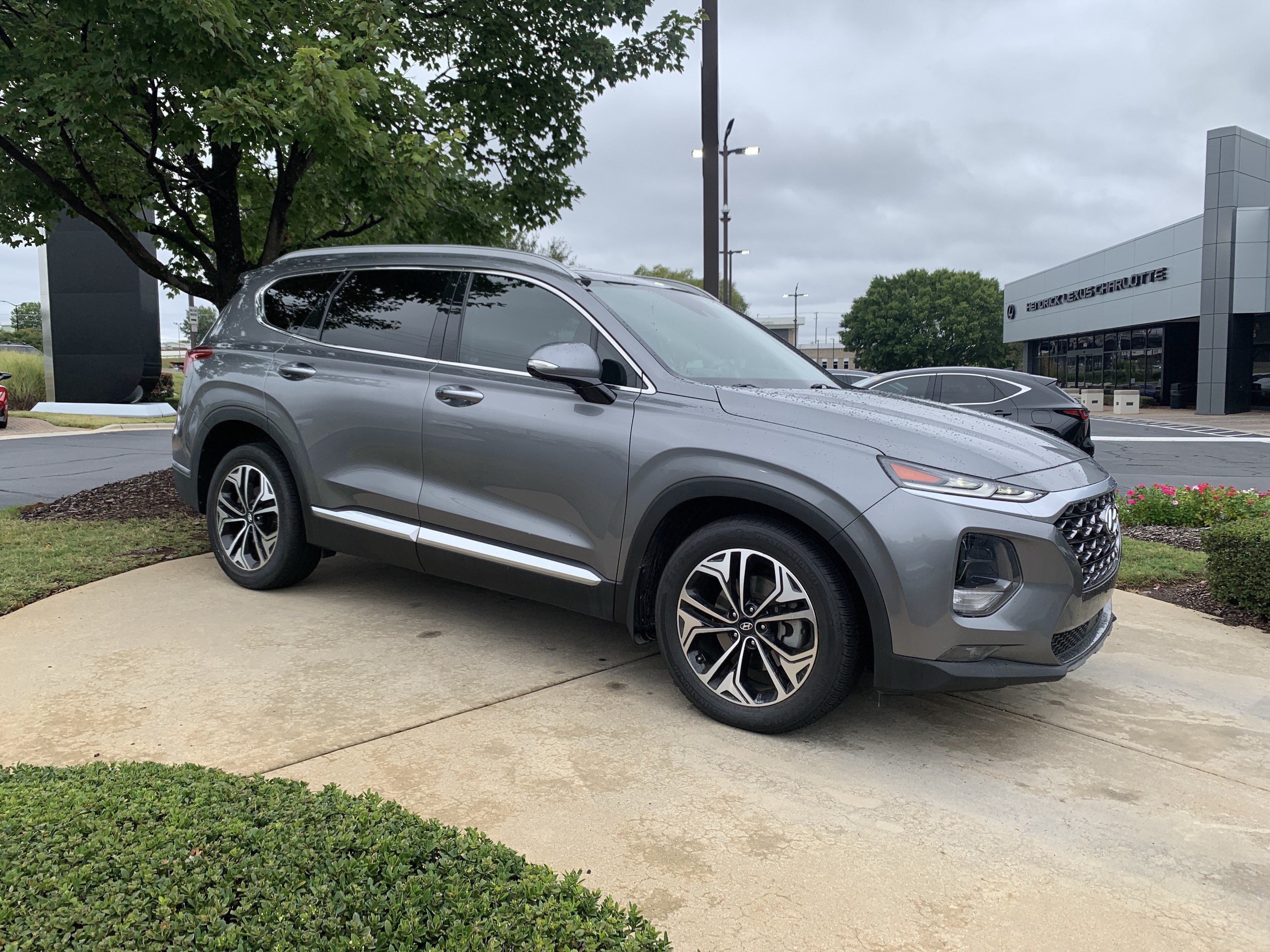 Used 2019 Hyundai Santa Fe FWD image 19