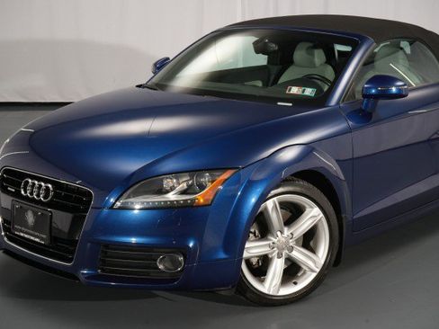 Used 2011 Audi TT 2.0T Prestige AWD/4WD image 4