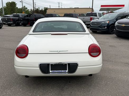 Used 2002 Ford Thunderbird RWD image 4