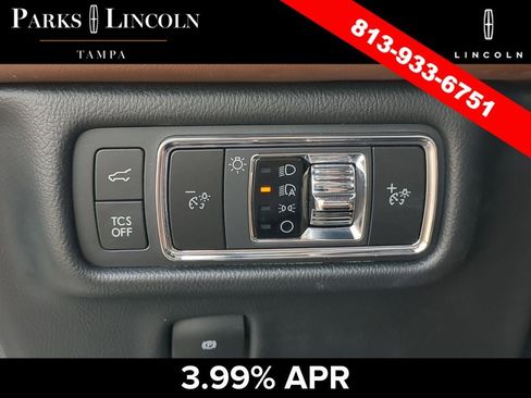 Certified 2022 Lincoln Nautilus Reserve w/ Luxury Package FWD image 26