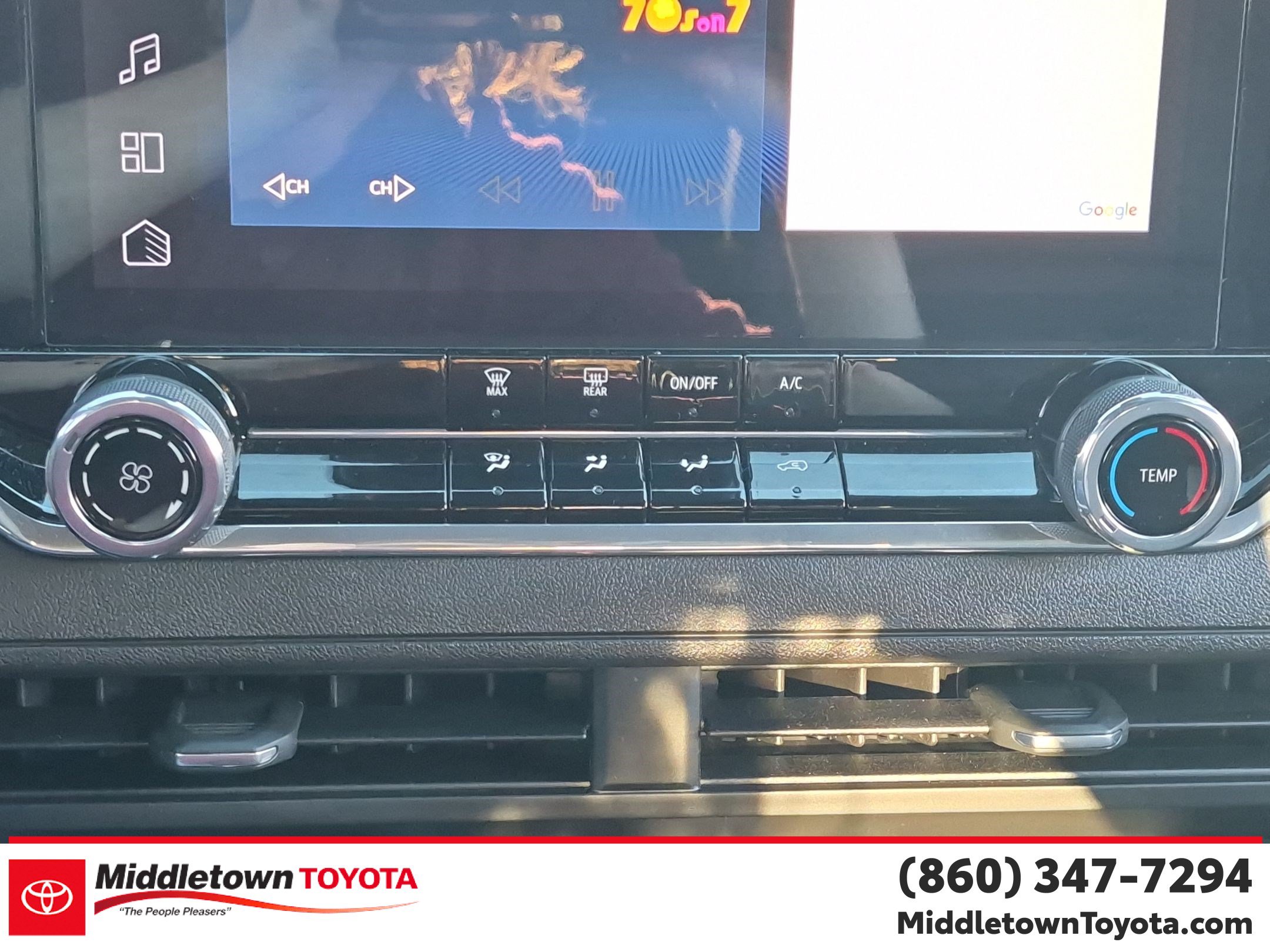 Used 2024 Chevrolet Colorado Trail Boss w/ Advanced Trailering Package AWD/4WD image 24