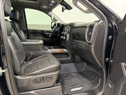 Used 2020 GMC Sierra 2500 Denali w/ Denali Ultimate Package AWD/4WD image 40