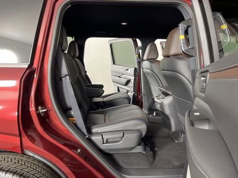 New 2026 Nissan Armada SL w/ Captain's Chari Seat Package image 47