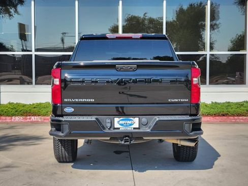 Used 2022 Chevrolet Silverado 1500 Custom image 6