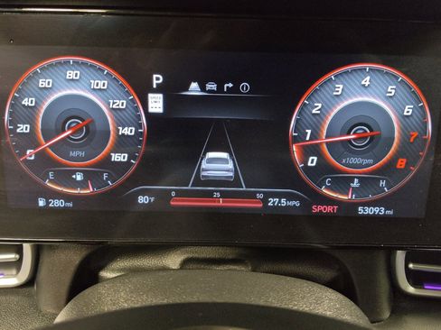Used 2024 Hyundai Elantra SEL FWD image 23