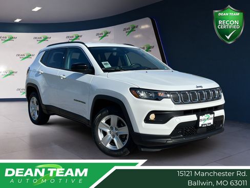 Used 2022 Jeep Compass Latitude w/ Convenience Group AWD/4WD image 1