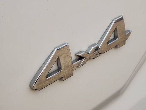 Used 2021 Toyota Tacoma SR AWD/4WD image 7