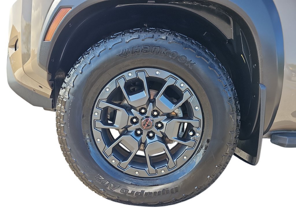 Used 2022 Nissan Frontier PRO-4X w/ Pro-4X Premium Package AWD/4WD image 31