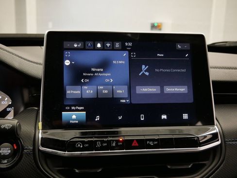 New 2026 Jeep Compass Limited image 40