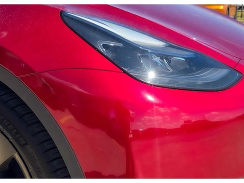 Used 2024 Tesla Model Y Long Range AWD/4WD image 5