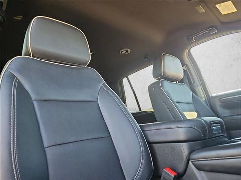 Used 2025 Chevrolet Tahoe Premier RWD image 22