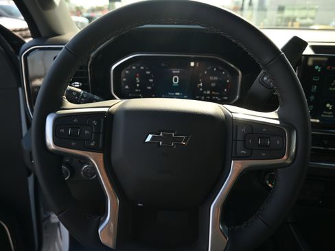 Used 2026 Chevrolet Silverado 2500 LT w/ Trail Boss Package image 18