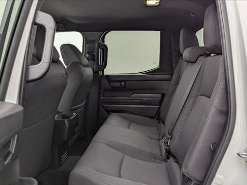 Used 2025 Toyota Tacoma SR image 17