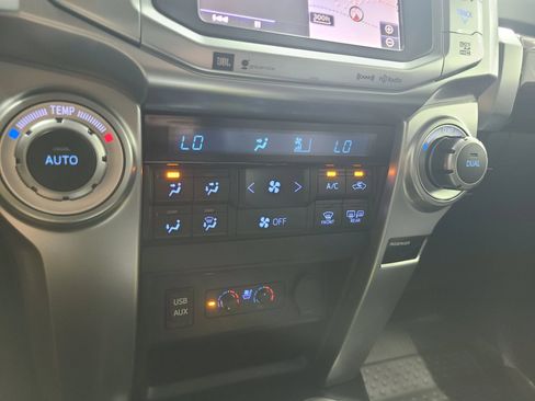 Used 2017 Toyota 4Runner Limited AWD/4WD image 34