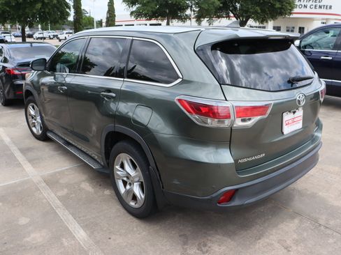 Used 2015 Toyota Highlander Limited FWD image 5