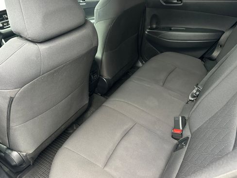 Used 2024 Toyota Corolla Cross LE image 14