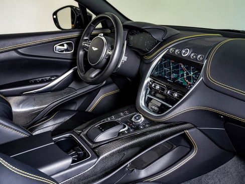 Used 2023 Aston Martin DBX 707 image 16