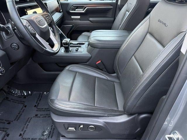 Used 2024 GMC Sierra 1500 Denali w/ Denali Reserve Package AWD/4WD image 10