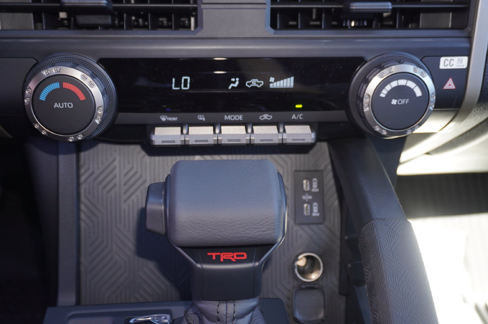 Certified 2026 Toyota Tacoma TRD Off-Road AWD/4WD image 15
