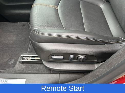 Used 2022 Chevrolet Equinox Premier image 8