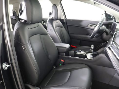 Used 2025 Kia Sportage EX w/ Premium Package AWD/4WD image 31