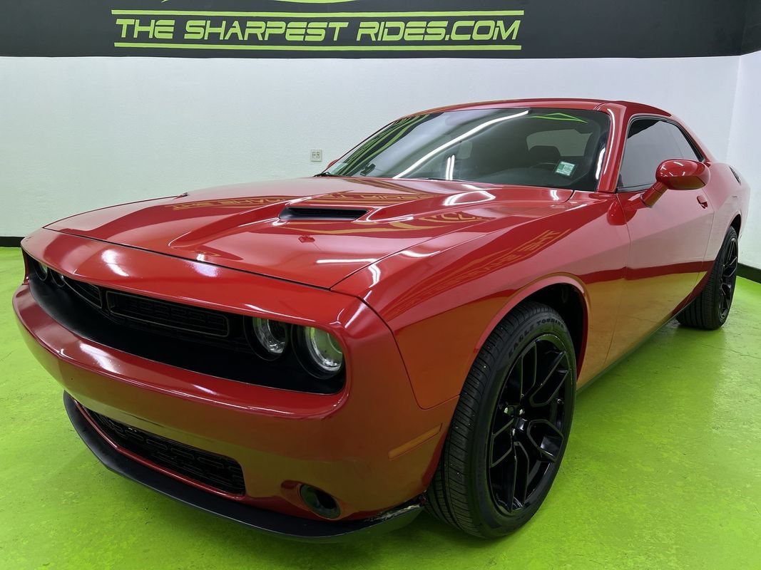 Used 2022 Dodge Challenger SXT w/ Blacktop Package RWD image 5