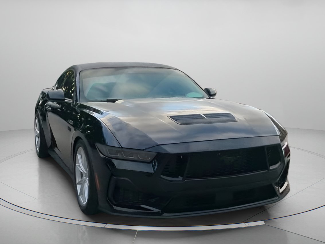 Used 2025 Ford Mustang GT RWD image 5