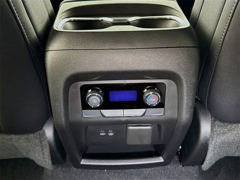 New 2026 Chevrolet Traverse LT w/ Enhanced Driving Package image 14