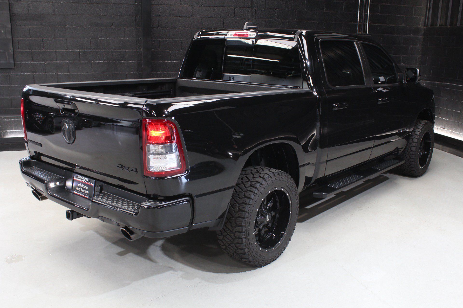 Used 2022 RAM 1500 Big Horn AWD/4WD image 22