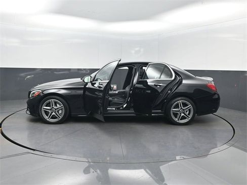 Used 2020 Mercedes-Benz C 300 4MATIC Sedan image 42