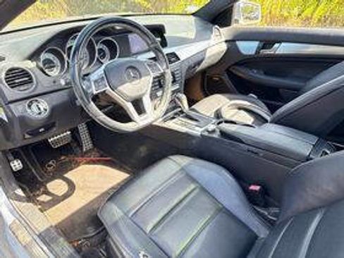 Used 2013 Mercedes-Benz C 250 Coupe image 10